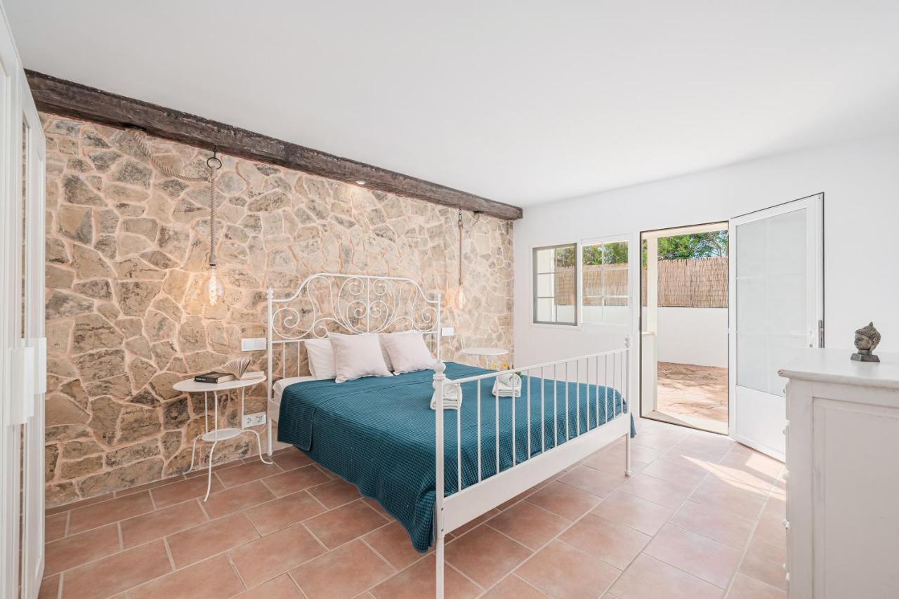 Villa Abril Santanyi Bagian luar foto
